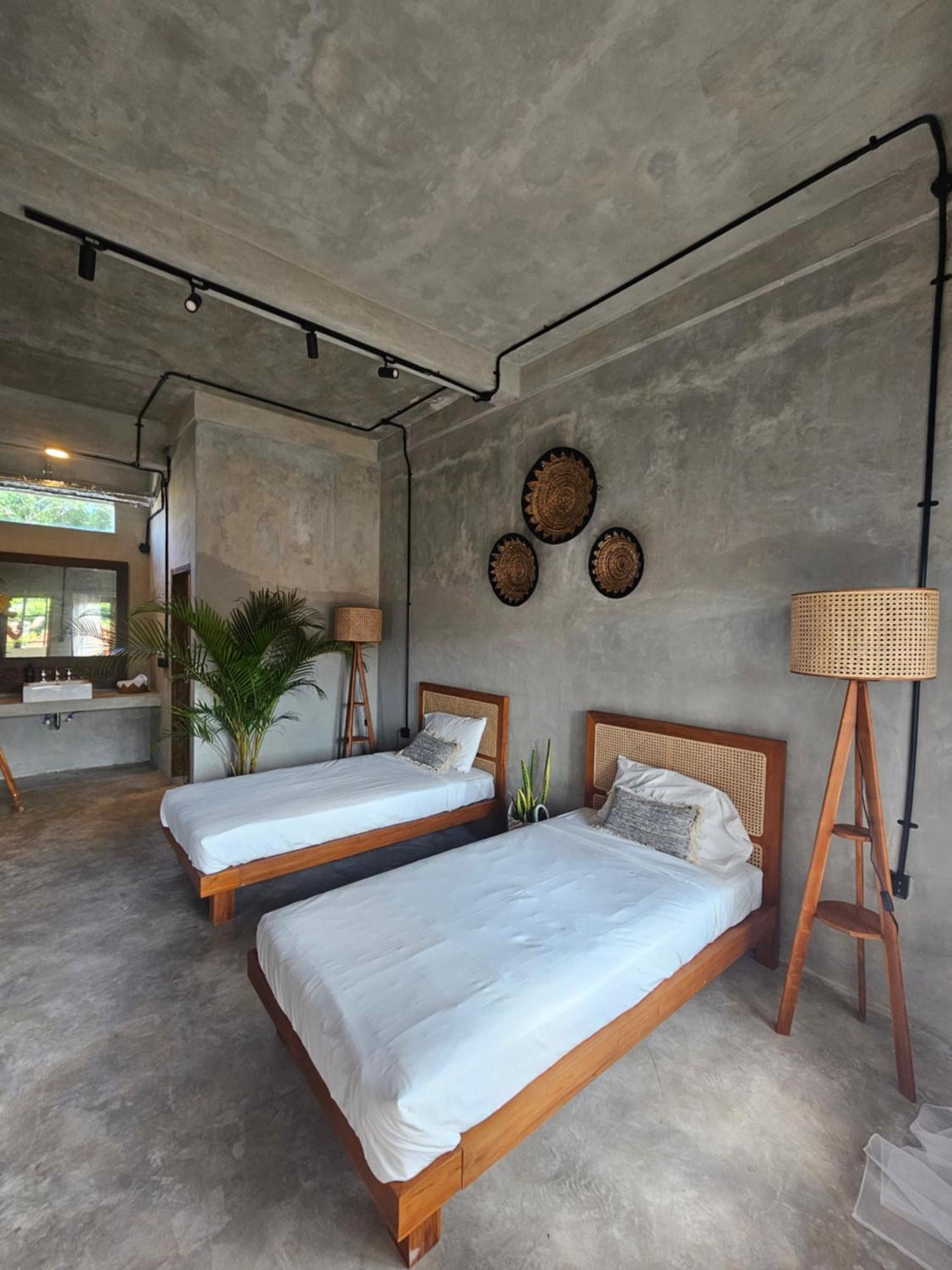 Salty Prana Retreat Center Hotel อูลูวาตู ภายนอก รูปภาพ