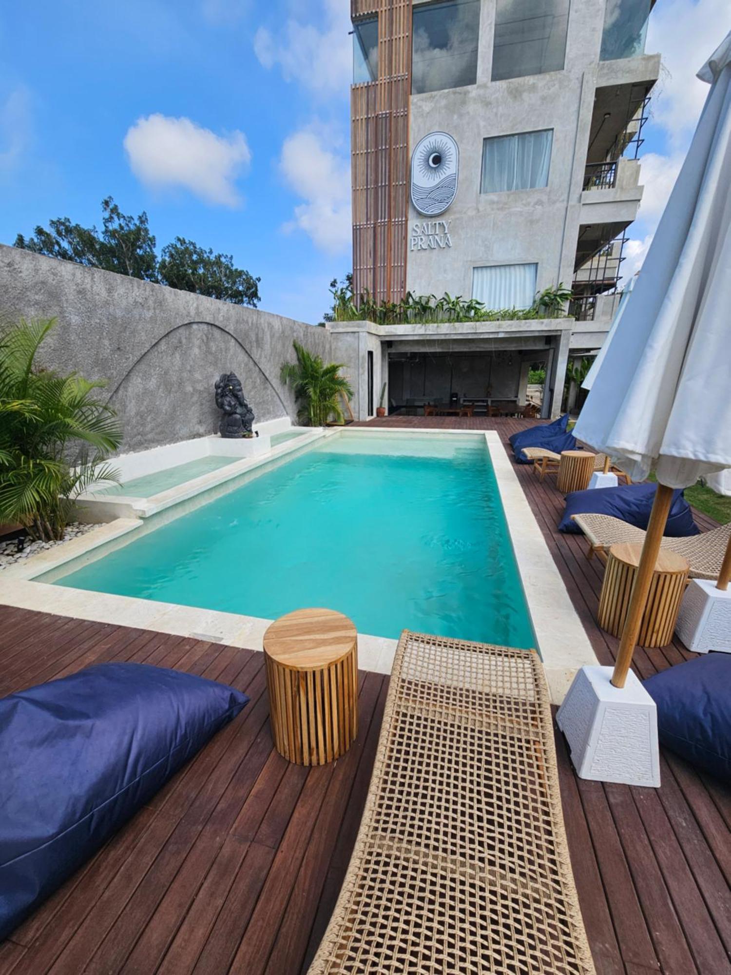 Salty Prana Retreat Center Hotel อูลูวาตู ภายนอก รูปภาพ