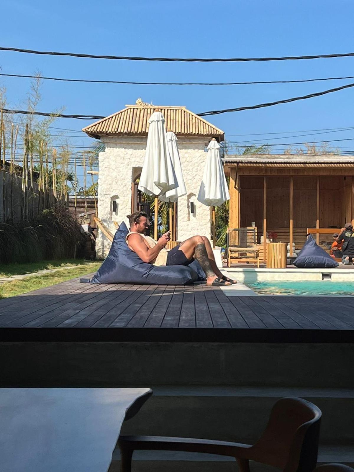 Salty Prana Retreat Center Hotel อูลูวาตู ภายนอก รูปภาพ